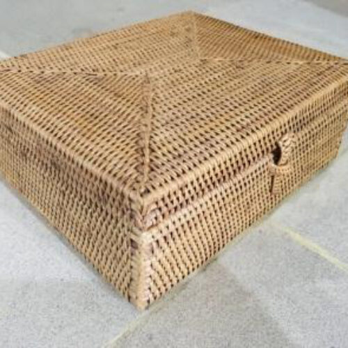 BOX AMENITIES ATTA